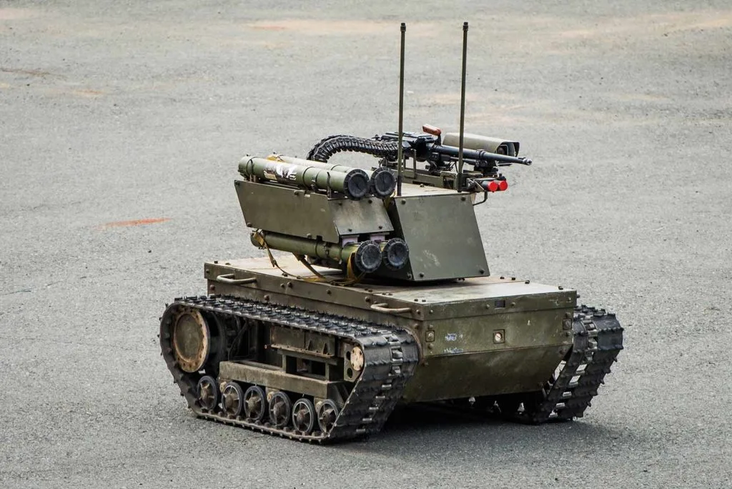 Military robot with TrueRC antenna system deployed in the field